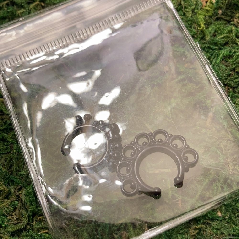 FAUX SEPTUM RINGS - Picture 4 of 4